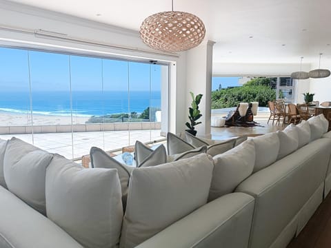 Living room, Sea view