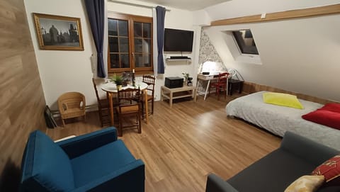 Appartement privé avec Piscine, Fibre et Netflix Apartment in Ribeauvillé