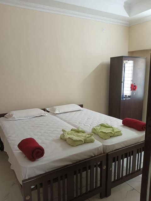 SRI PADMANABHA TOURIST HOME Hotel in Thiruvananthapuram