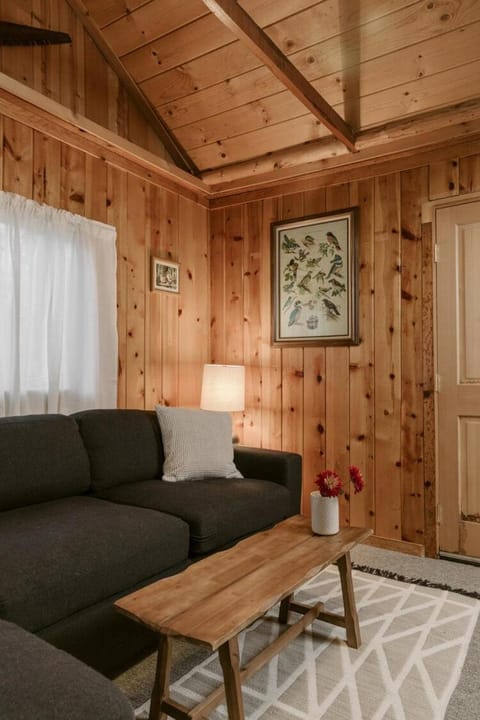 2403 - Oak Knoll #4 cabin Hôtel in Big Bear