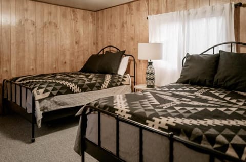 2403 - Oak Knoll #4 cabin Hotel in Big Bear