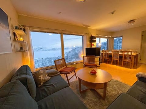 Ski in ski out lägenhet med fantastisk utsikt Apartment in Troms Og Finnmark