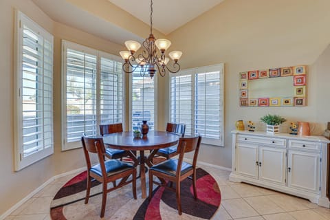 PebbleCreek Resort Home with Private Patio and Grill! House in Goodyear