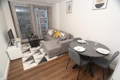 Central Watford Apartment Apartment in Watford