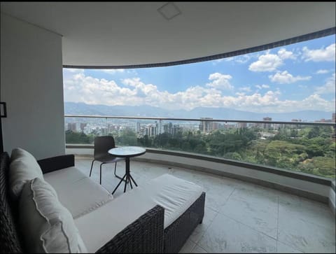 Day, View (from property/room), Balcony/Terrace, Seating area, Mountain view