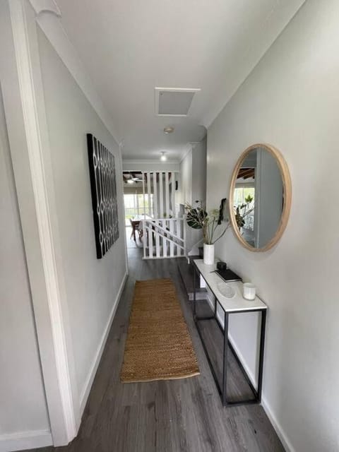 Budgie Bungalow - Pet friendly family home House in Central Coast