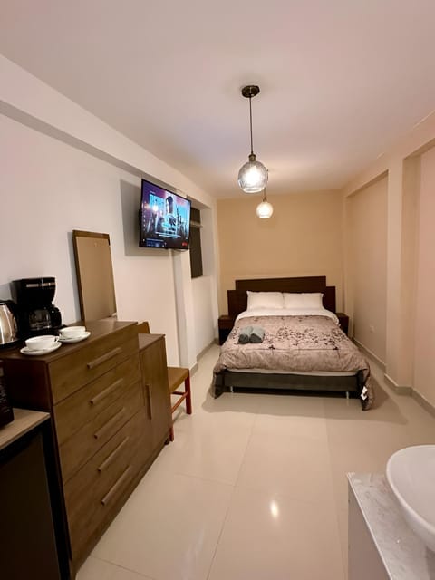 Bed, Hot Spring Bath, Bathroom, TV and multimedia, Coffee/tea facilities, oven