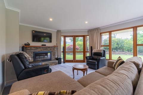 Worsley Wonder - Te Anau Holiday Home House in Te Anau