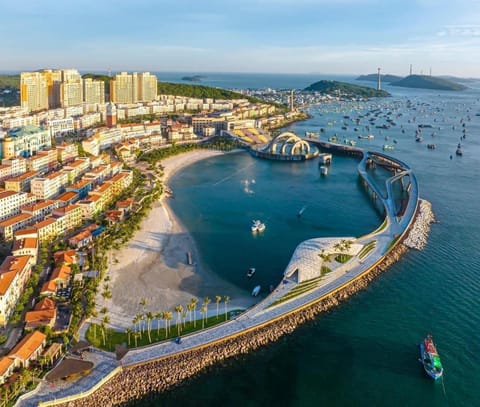 Property building, Nearby landmark, Bird's eye view, Beach, Sea view