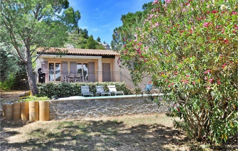 La Villa Des Pins House in Rochefort-du-Gard