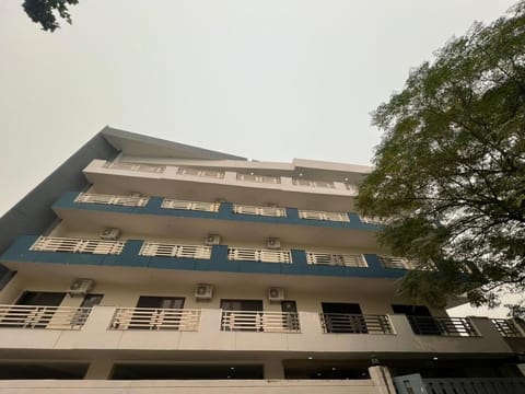 Property building, View (from property/room), Balcony/Terrace