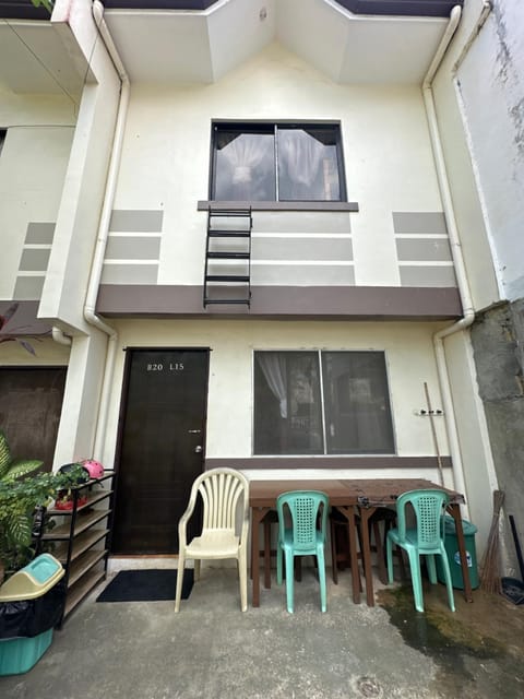 Property building, Day, View (from property/room), Balcony/Terrace