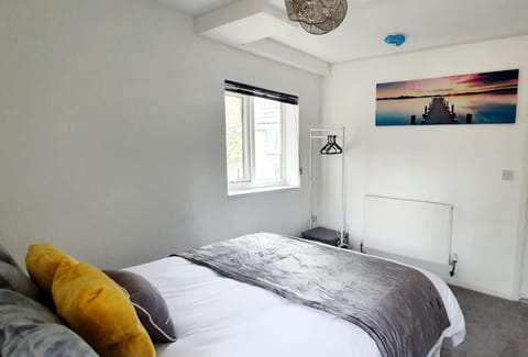 Seaview Self-Catering Apartment in Weymouth