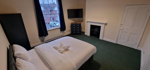 ROOMS in WAKEFIELD CITY CENTRE Bed and Breakfast in Wakefield