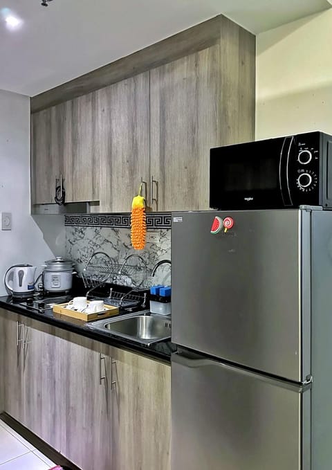 1BR Condotel with Balcony at EDSA Apartment hotel in Mandaluyong