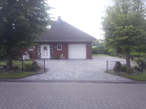 Property building, Street view