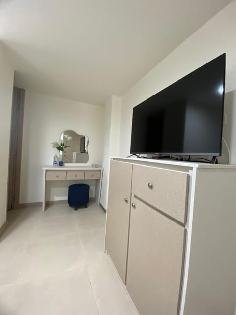 TV and multimedia, Bedroom