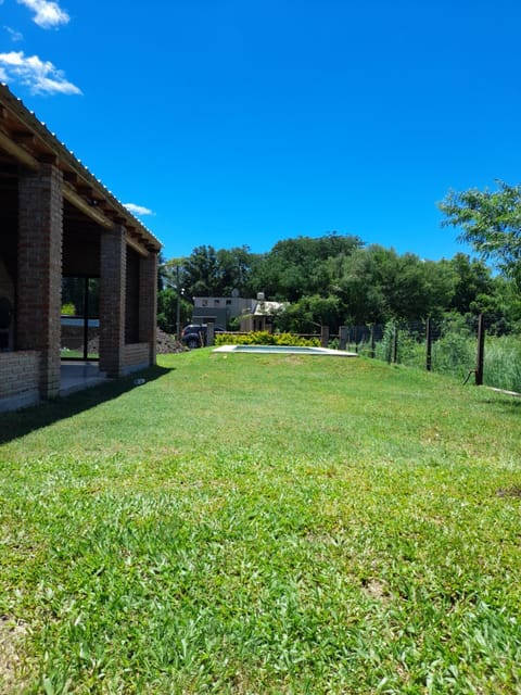 La casona del Paso Haus in Paso de la Patria