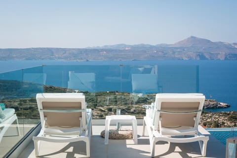 Day, View (from property/room), Seating area, Mountain view, Sea view