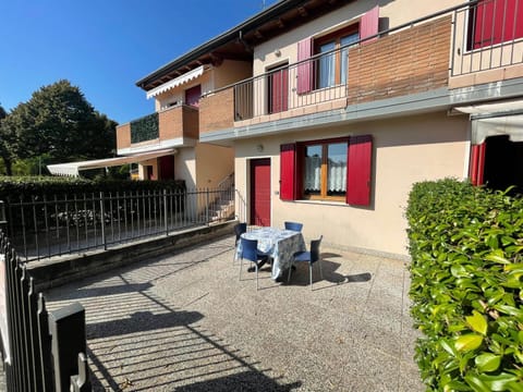 Property building, Balcony/Terrace