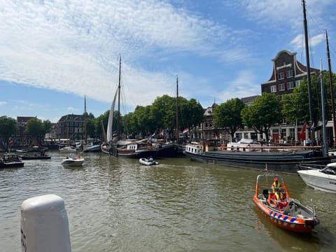 Apartment Lange Geldersekade 3, Dordrecht 80 m2 Condo in Dordrecht