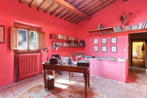 Colonica chic in collina Apartment in Florence