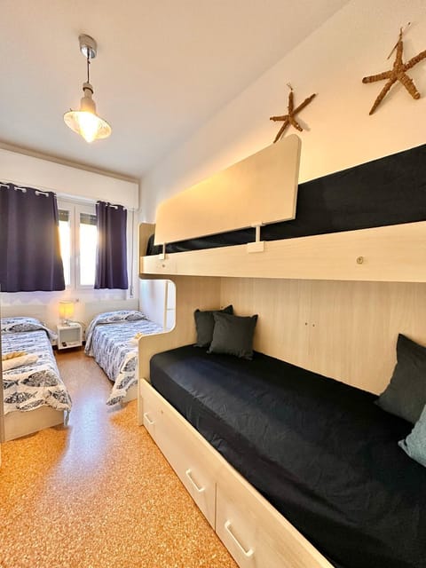 Hostdomus - Casa Tiffany Apartment in Finale Ligure