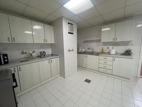 Seer Furnished Apartments صير للشقق المفروشة Copropriété in Abu Dhabi