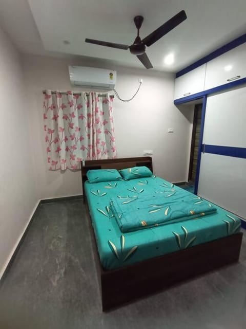 Servostay Tirupati Beautiful Fully Furnished 2 BHK Flat #202 Eigentumswohnung in Tirupati