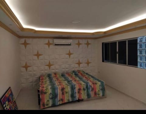 Bed, Photo of the whole room, Bedroom, air conditioner