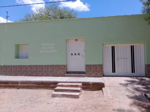 POSADA CUATRO HERMANOS Inn in La Rioja Province, Argentina