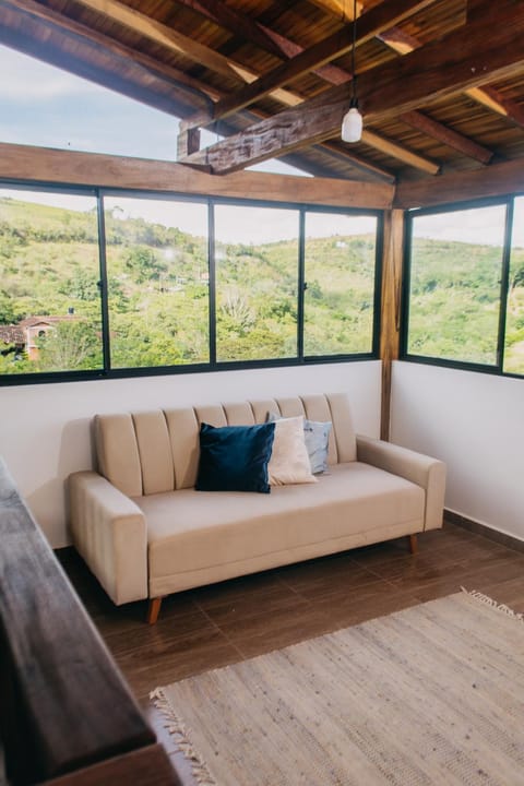 Villa mantova Cabaña Con Piscina privada y jacuzzi En San Gil- Barichara House in Santander, Colombia