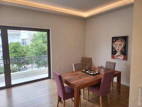 Luxury Apartment near Kifisias ave. Condo in Chalandri