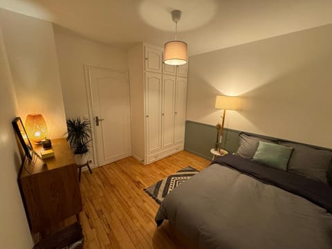 Premium Apartment ! 30 min - Paris & DisneyLand - Family Friendly & Parking Apartment in Saint-Maur-des-Fossés