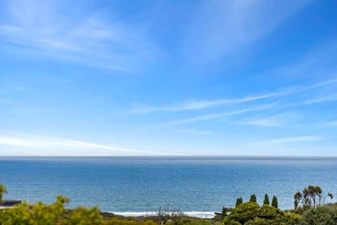 Magnificent Ocean View Lookout Haus in Torquay
