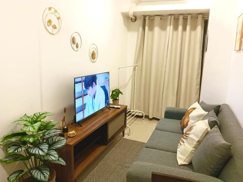 Cozy 1BR w/Wifi&Netflix in FAME near Shaw MRT Apartment hotel in Mandaluyong
