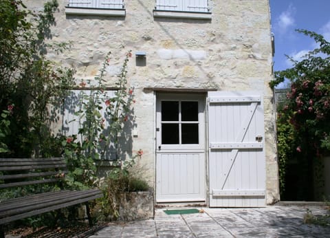 Gite Chateau de Chaintres House in Saumur