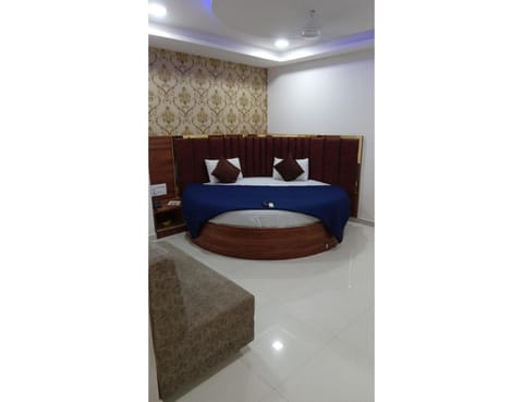 Hotel Paradise, Naroda Urlaubsunterkunft in Ahmedabad