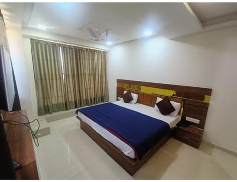 Hotel Paradise, Naroda Vacation rental in Ahmedabad