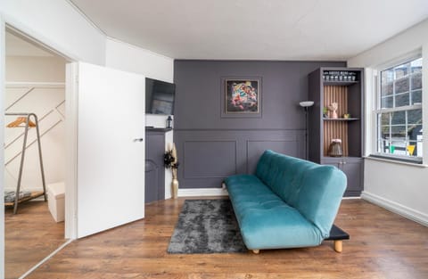 Stylish apartment in the heart of Kingston town centre Condominio in Kingston upon Thames