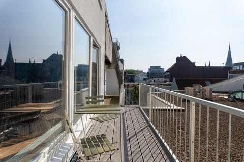 Day, View (from property/room), Balcony/Terrace, City view