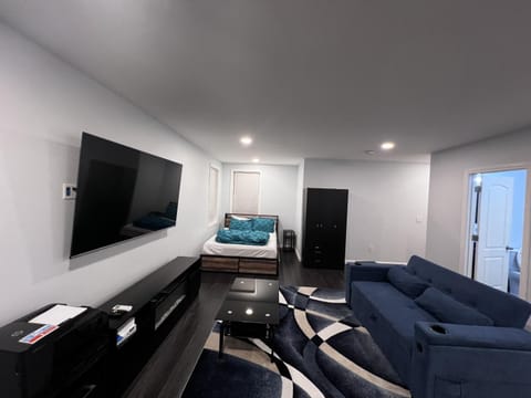 Communal lounge/ TV room, Living room