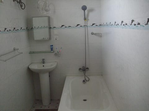 Shower, Toilet, Bathroom, Bath