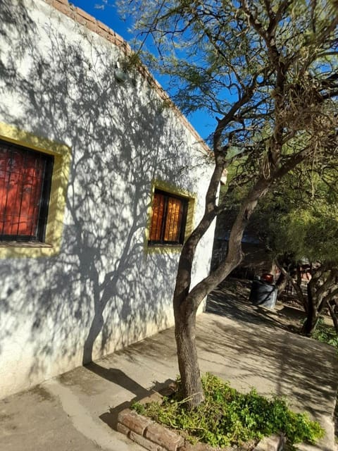 Casa del monte sanmarqueño Haus in San Marcos Sierras