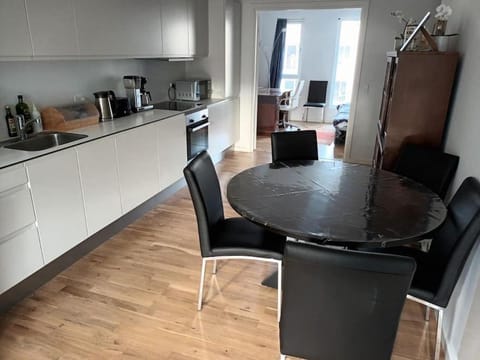 Fully equipped apartment, 15 min to Downtown Apartment in Copenhagen