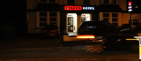 The Hindes Hotel Übernachtung mit Frühstück in Harrow