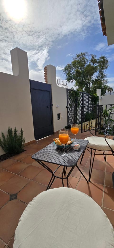 Patio, View (from property/room), Balcony/Terrace