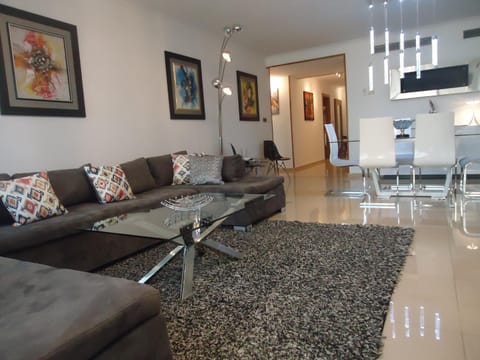 Appart Luxe 5* de 180m² + Vue imprenable sur Oran Condominio in Oran