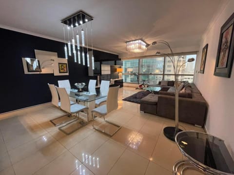 Appart Luxe 5* de 180m² + Vue imprenable sur Oran Eigentumswohnung in Oran
