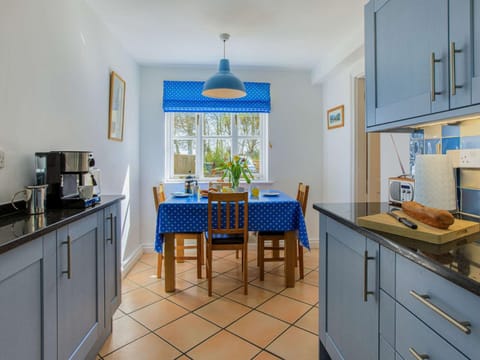 3 Bed in Lyme Regis 61809 House in East Devon District